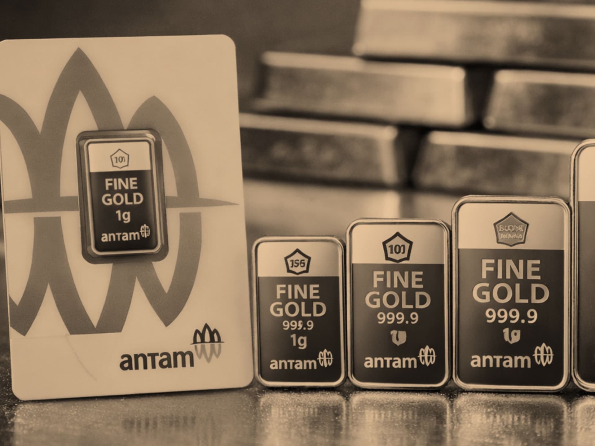 Update Harga Emas Antam Hari Ini:  Turun Rp50.000/gram